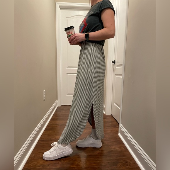 Cable & Gauge Grey Striped Maxi Dress - Picture 8 of 9